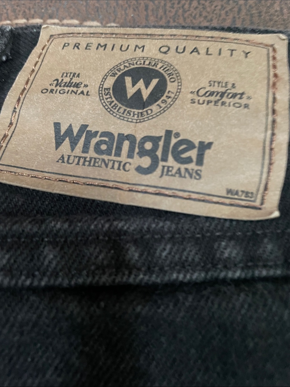 Wrangler Black Authentic Jeans - Wrangler Leather Patch